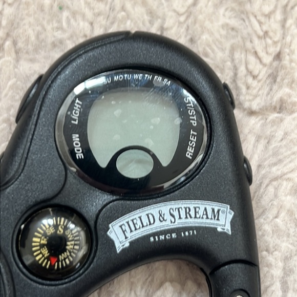 Field & Stream carabiner clip on watch compass, black,  New - Picture 10 of 16